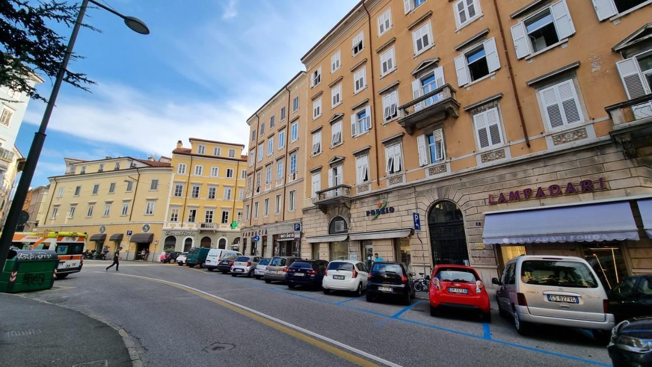 Ospitale 7 Lägenhet Trieste Exteriör bild